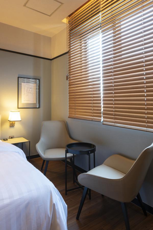 Brown-Dot Hotel Shinho Busan Esterno foto