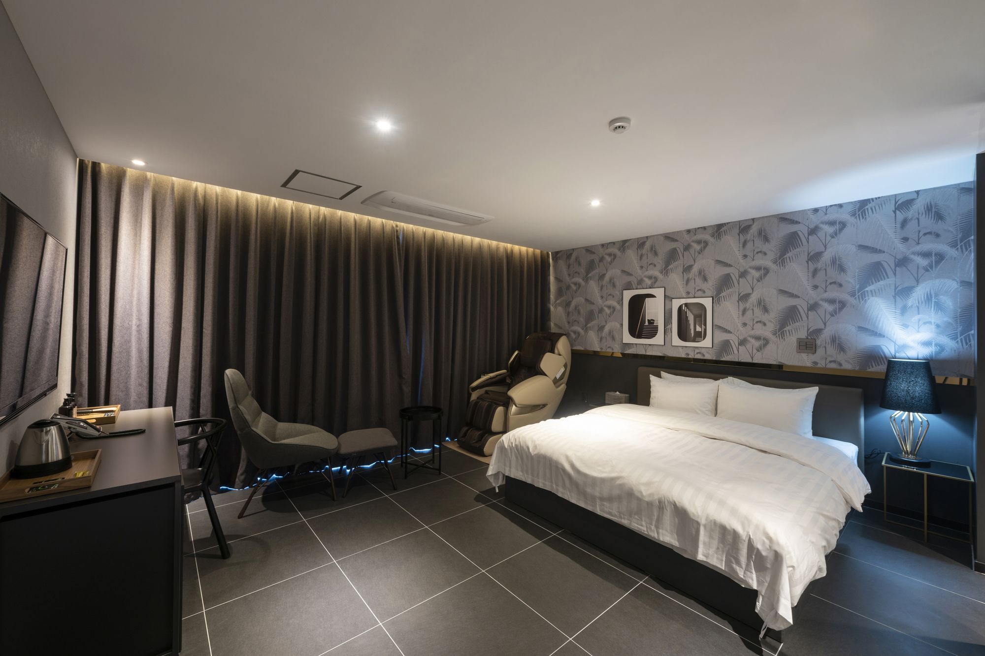 Brown-Dot Hotel Shinho Busan Esterno foto