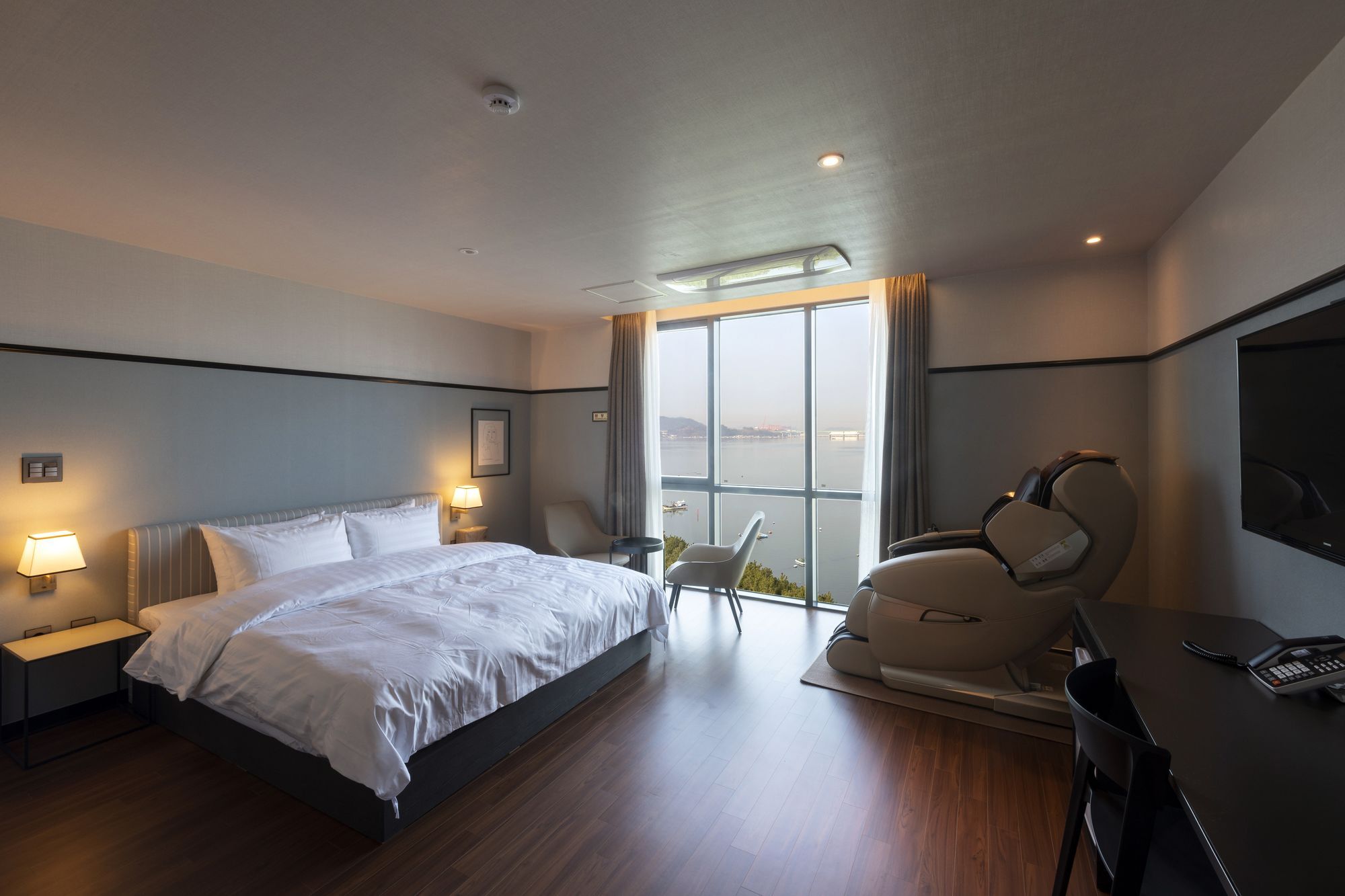 Brown-Dot Hotel Shinho Busan Esterno foto