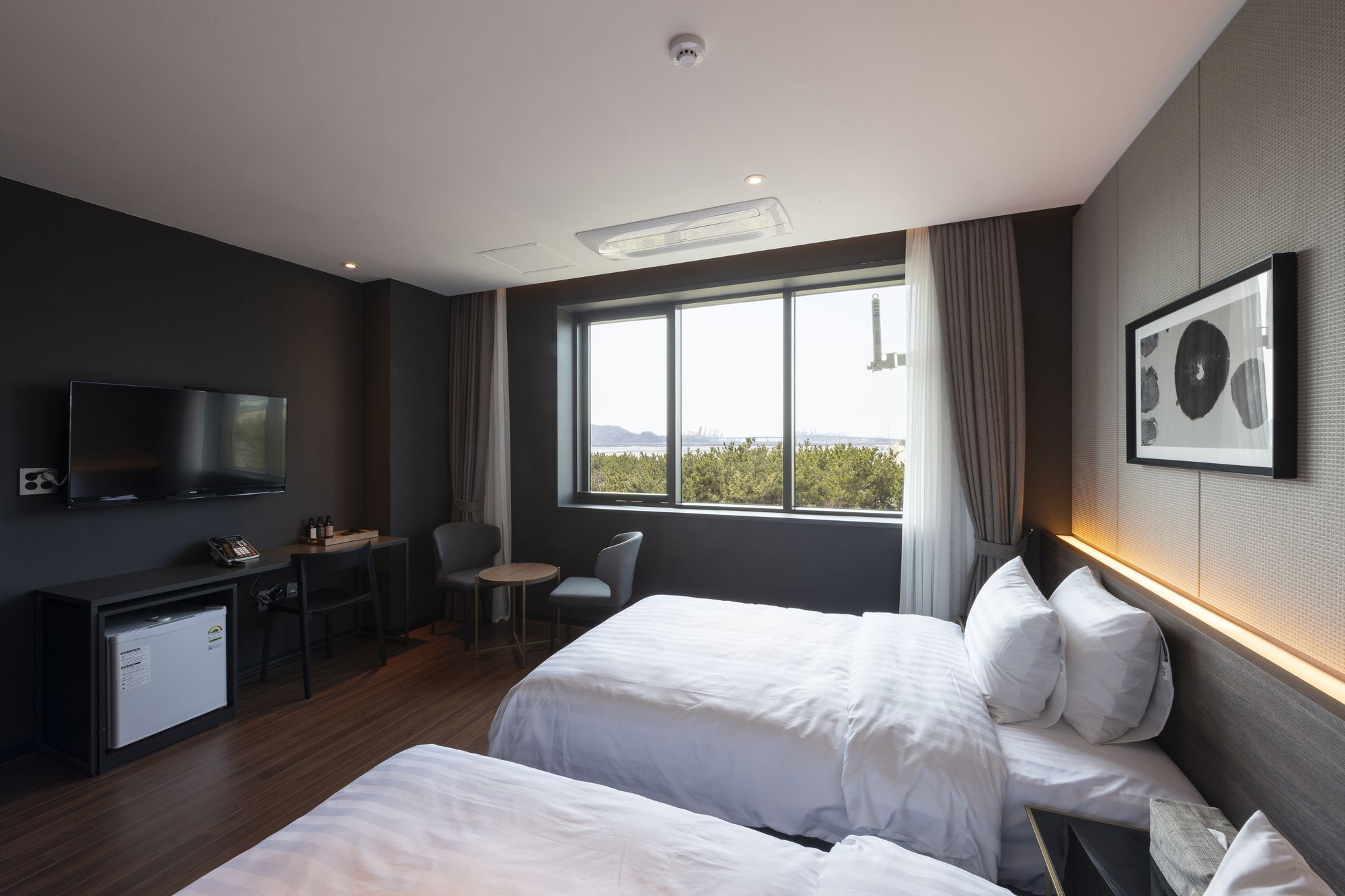 Brown-Dot Hotel Shinho Busan Esterno foto